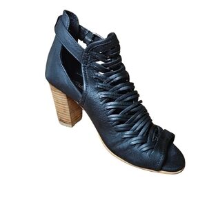 Charles by Charles David Black Open Toe Heel Buckle Strap Leather Sandal Size 8